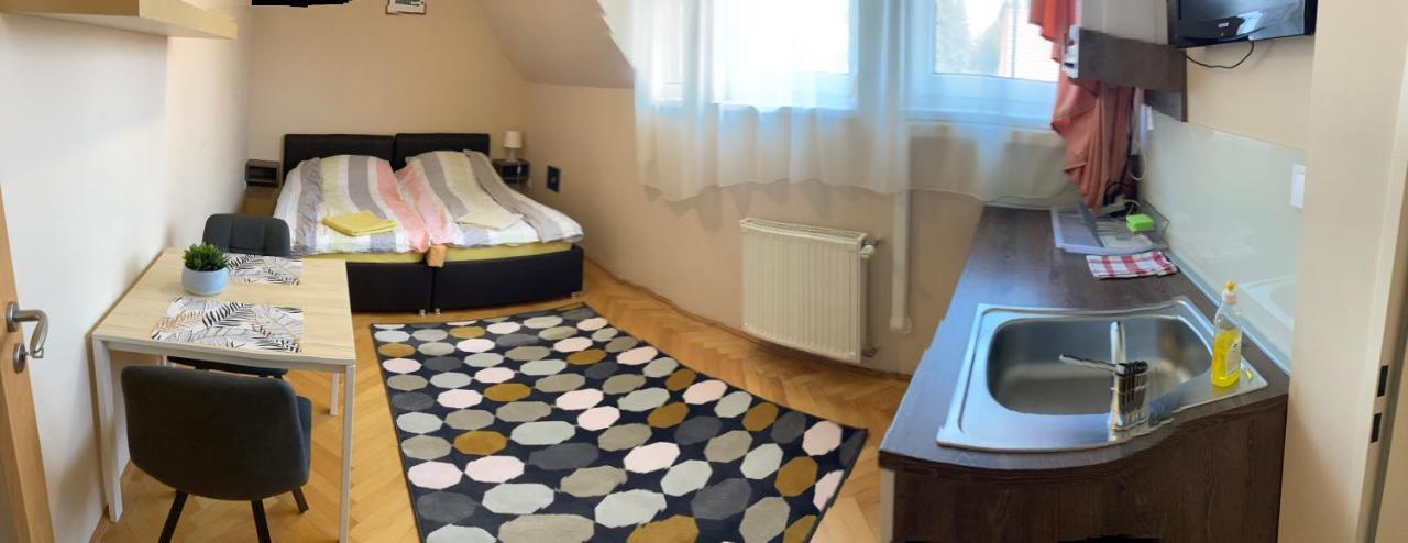 Apartmán Kuenszler Apartmanhaz Zamárdi Exteriér fotografie