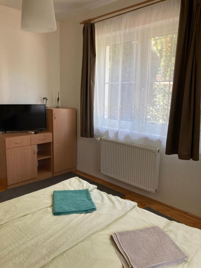 Apartmán Kuenszler Apartmanhaz Zamárdi Exteriér fotografie