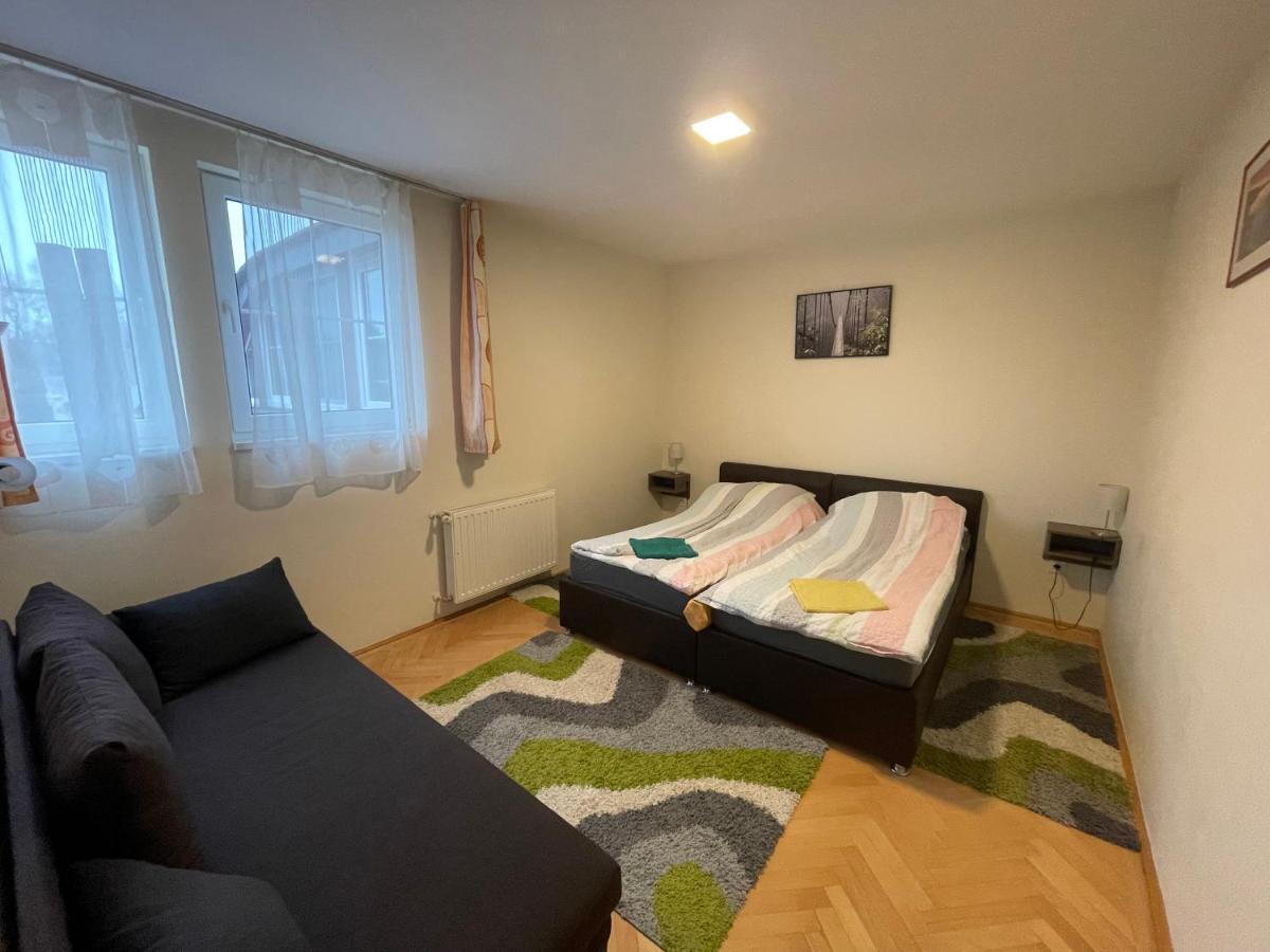 Kuenszler Apartmanhaz Zamárdi Exteriér fotografie